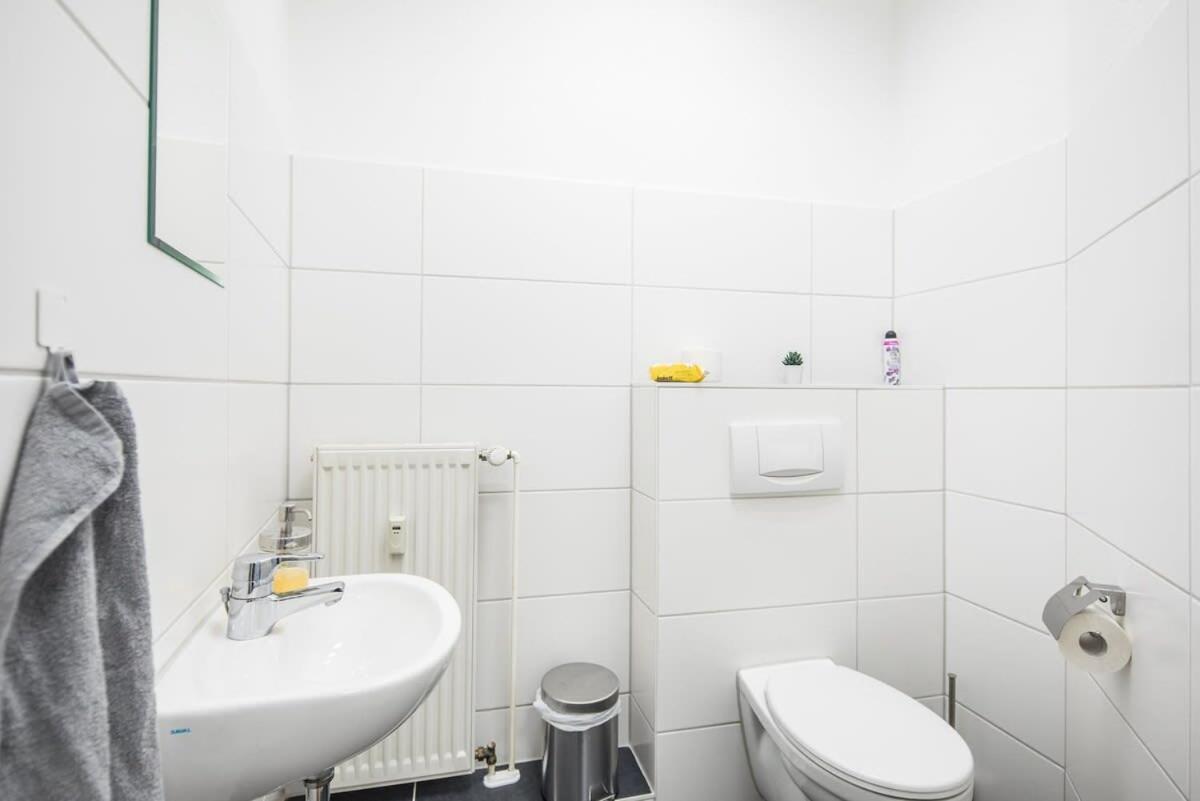 Spacious 2 Bedroom Apartment Hamburg Hamburgo Exterior foto
